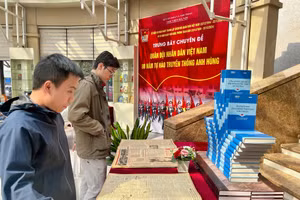 Hơn 500 tư liệu quý về truyền thống anh hùng của Quân đội nhân dân Việt Nam