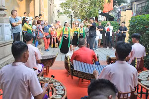 Tháng 12/2025, Việt Nam đón trên 2 triệu lượt, tăng 15,7% so với cùng kỳ năm 2024 - Ảnh: Cục DLQGVN.