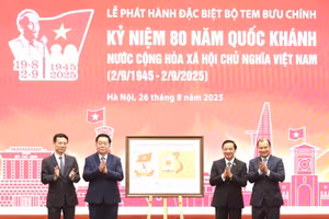 Lễ phát hành đặc biệt bộ tem bưu chính Kỷ niệm 80 năm Quốc khánh - Ảnh Bộ VH-TT&DL.