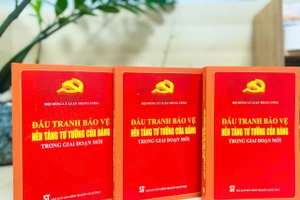 Cuốn sách do Hội đồng Lý luận Trung ương chỉ đạo biên soạn với 27 bài viết của các nhà khoa học, chuyên gia.