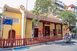 Đền Bạch Mã, số 76 Hàng Buồm - Ảnh: ITN.