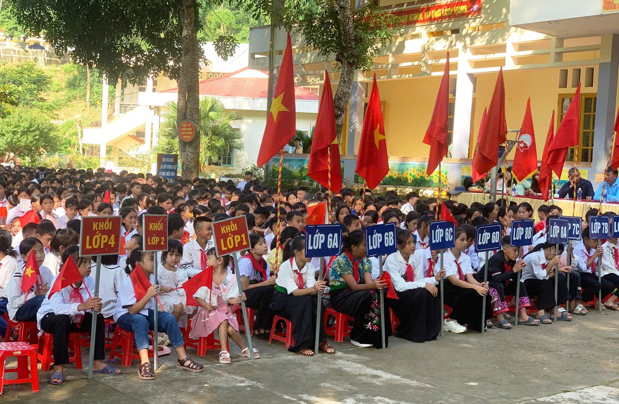 5- Tiểu học và PTDTBT-THCS Trung Lý.jpg