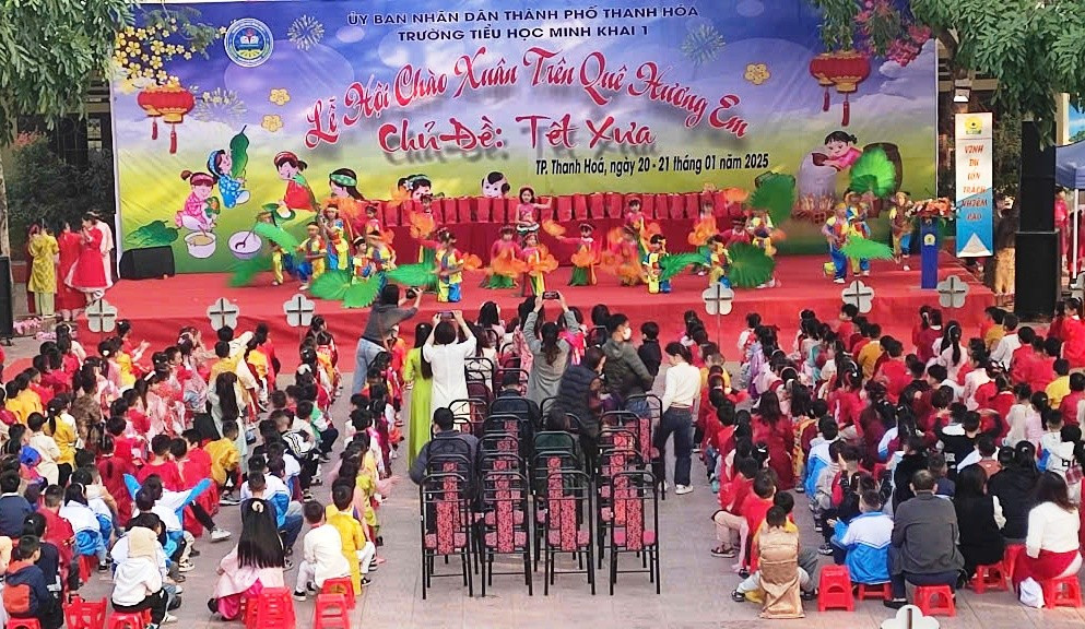 Trường Tiểu học Minh Khai 1 (TP Thanh Hóa) tổ chức Hội chào Xuân. f6f03269b60b0955501a.jpg