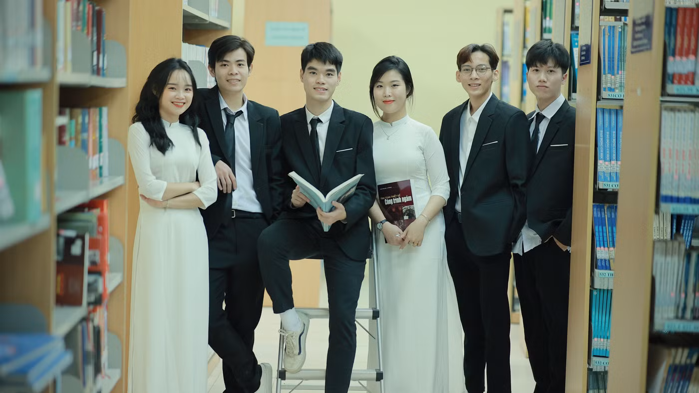 Sinh viên Trường ĐH Thủy lợi.