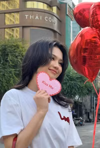 ngoc-trinh-1.jpg