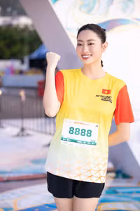 luong-thuy-linh.jpg