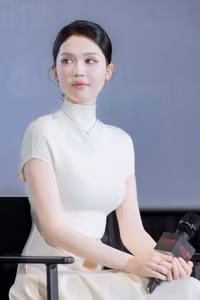 ngoc-trinh-2.jpg