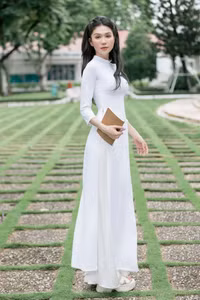 ngoc-trinh-2.jpg