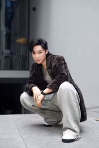 angela-phuong-trinh-11.jpg