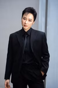angela-phuong-trinh2.jpg