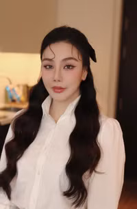 ho-quynh-huong-4.jpg