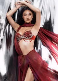 miss-cosmo-7.jpg