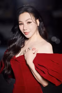 ho-quynh-huong-2.jpg
