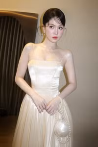 ngoc-trinh-6.jpg