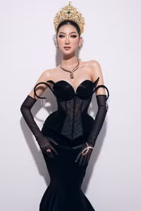 que-anh-ky-niem-1-nam-dang-quang-7.jpg