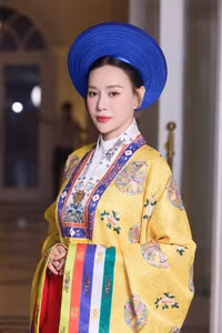 phuong-oanh-4.jpg