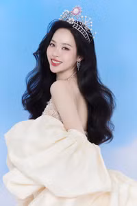 hoa-hau-thanh-thuy-9.jpg