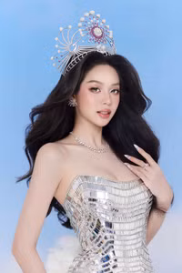 hoa-hau-thanh-thuy-3.jpg