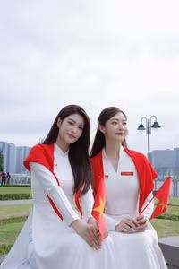 luong-thuy-linh-6.jpg