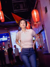ngoc-trinh-6-2549-7000.jpg