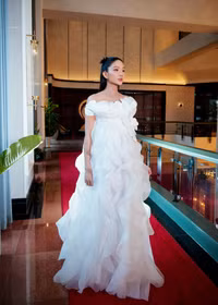 hhen-nie-10.jpg