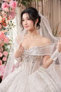 a-hau-phuong-nhi-9.jpg