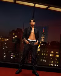 jungkook-3.jpg