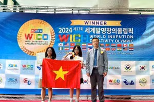 Gương thông minh phát hiện sâu răng giành giải Vàng cuộc thi phát minh quốc tế
