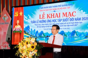 Ông Nguyễn Việt Dũng phát biểu khai mạc.