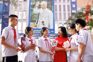 Nhiều hoạt động ý nghĩa được ngành GD-ĐT Hà Nội, các nhà trường tổ chức để tri ân các thầy cô giáo.