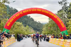 Giải đua xe đạp tại Yên Tử năm 2025.