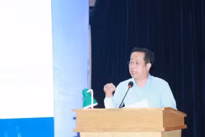 Giám đốc Sở GD&ĐT Hà Nội Trần Thế Cương quán triệt các nội dung cơ bản tại hội nghị.