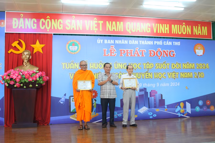 can tho tuan le khuyen hoc 5.JPG