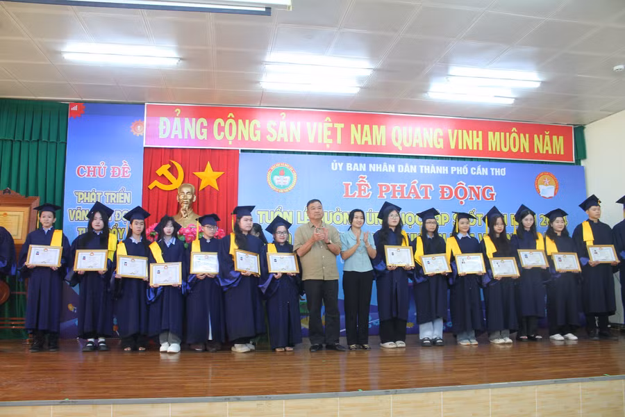 can tho tuan le khuyen hoc 6.JPG