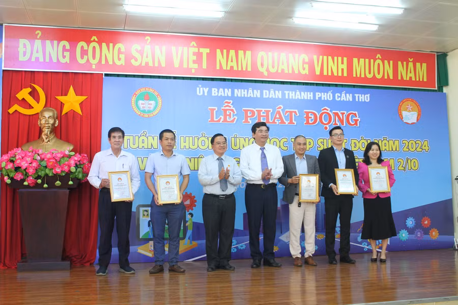 can tho tuan le khuyen hoc 4.JPG