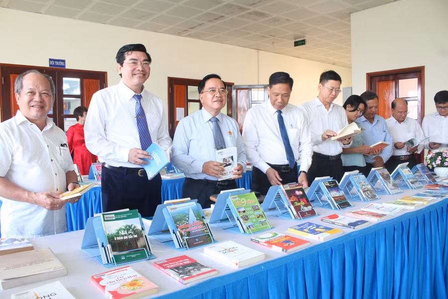 can tho tuan le khuyen hoc 2.JPG