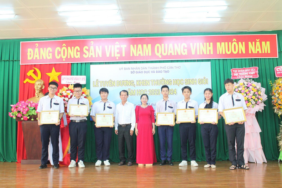 can tho tuyen duong hs gioi 2.JPG