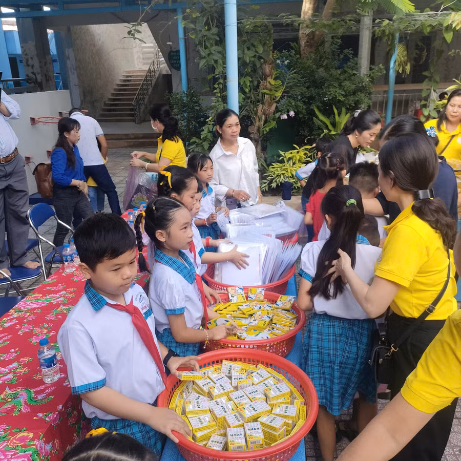 shop dung cu o dong 3.jpg