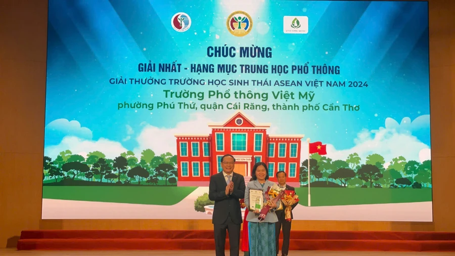 Trường Phổ thông Việt Mỹ (quận Cái Răng, TP Cần Thơ) đoạt giải Nhất giải thưởng Trường học sinh thái ASEAN Việt Nam 2024.