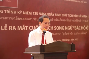 PGS.TS Nguyễn Văn Tùng - Thành viên HĐTV, Phó Tổng biên tập NXBGDVN phát biểu tại buổi lễ.