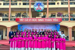 Đội ngũ nhà giáo Trường Tiểu học Lê Văn Tám - TP. Lào Cai (Lào Cai)