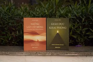 Hai cuốn sách Giáo dục khai phóng.