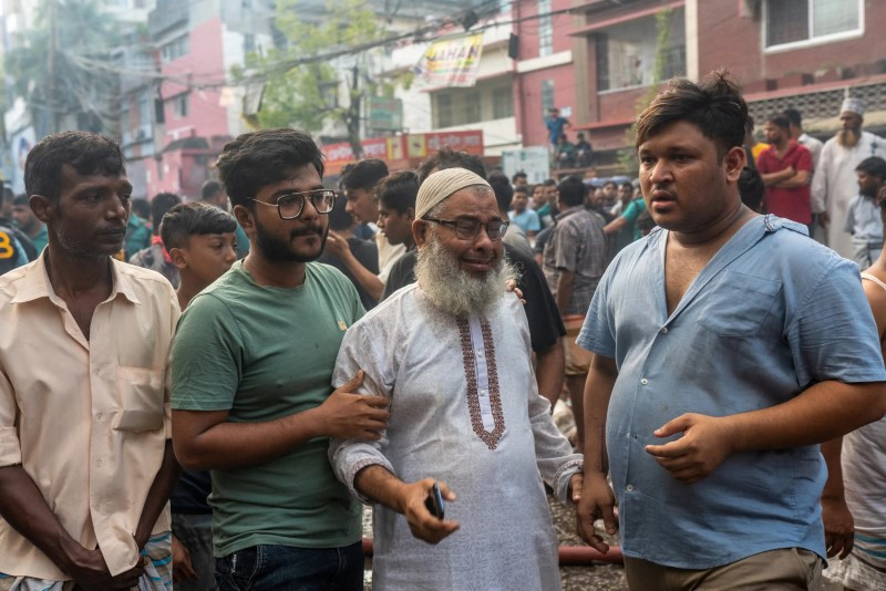 Cháy chợ ở Bangladesh, hàng trăm cửa hàng bị thiêu rụi