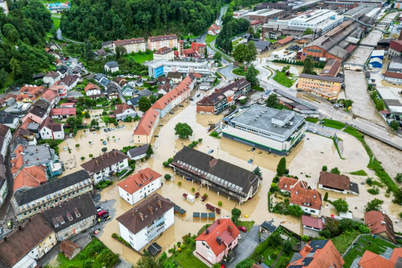 Chùm ảnh lũ lụt kinh hoàng ở Slovenia