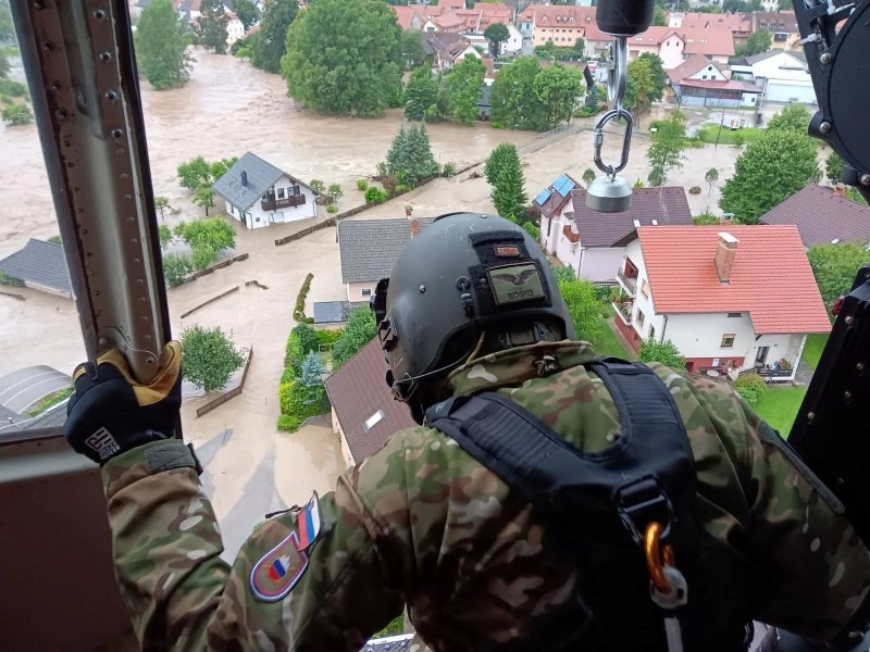 Chùm ảnh lũ lụt kinh hoàng ở Slovenia