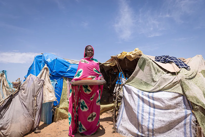 Chùm ảnh phụ nữ Sudan hết hy vọng trong trại tị nạn ở Chad 