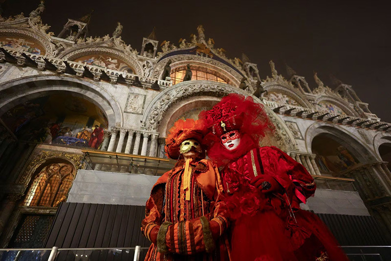 Chùm ảnh lễ hội hóa trang Venice thu hút hàng nghìn du khách khắp thế giới