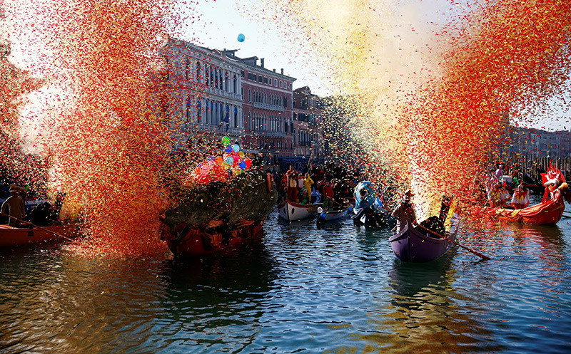 Chùm ảnh lễ hội hóa trang Venice thu hút hàng nghìn du khách khắp thế giới