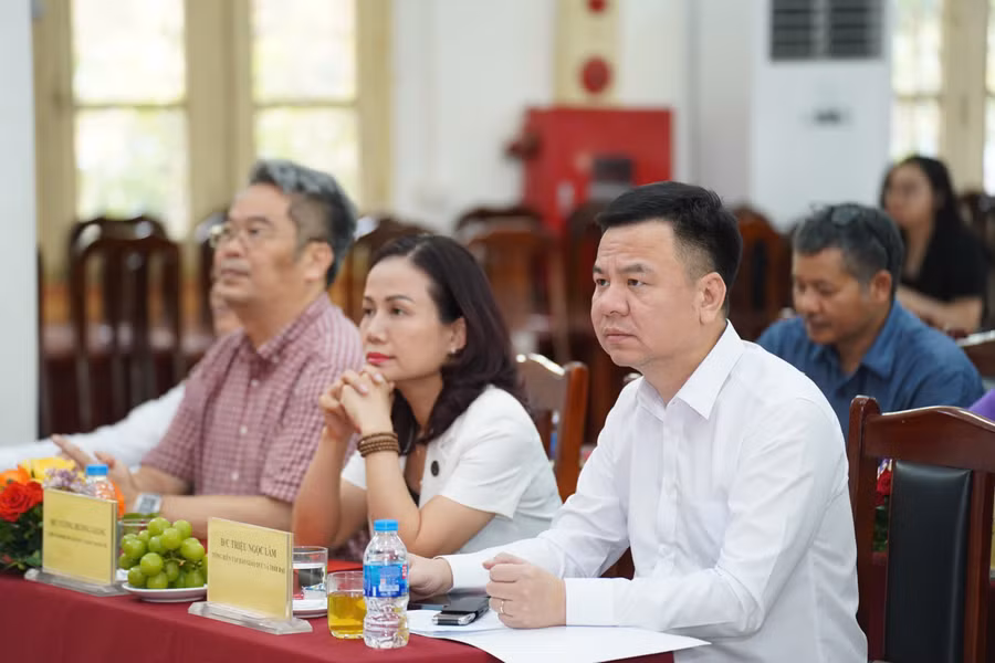 Các đại biểu tham dự lễ phát động.