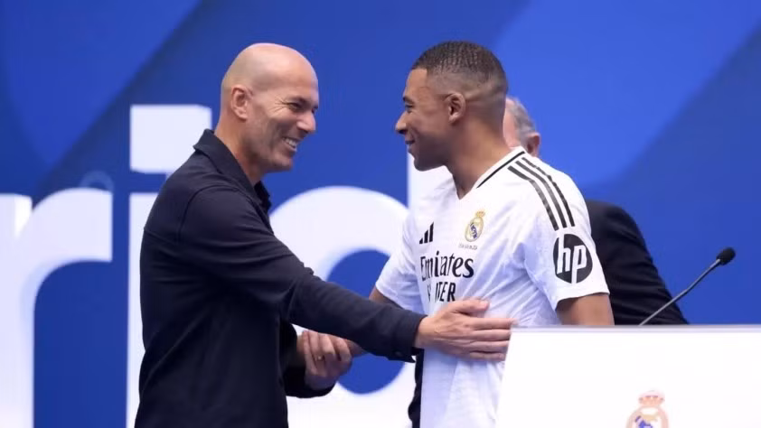HLV Zidane có cơ hội dẫn dắt Real Madrid. Ảnh: Internet.